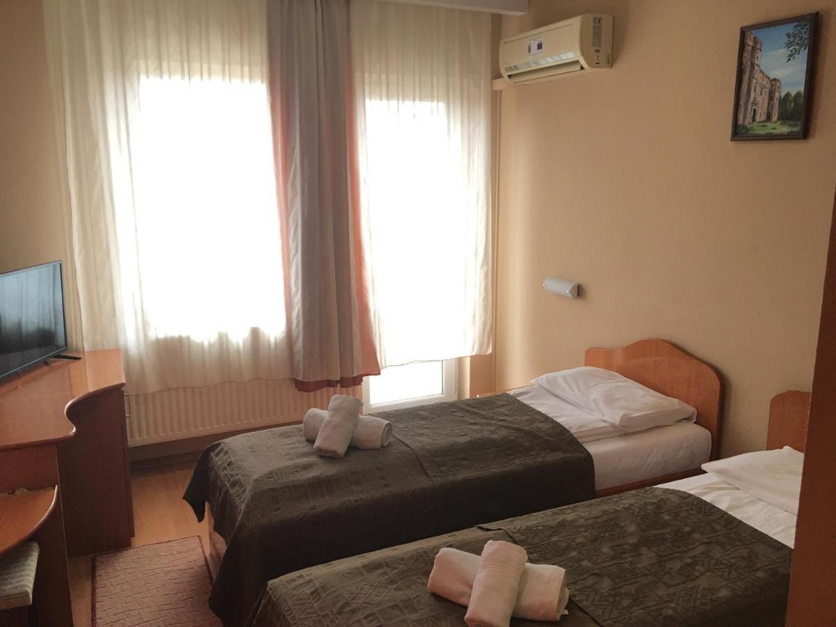 Pensiunea Brigi Satu Mare Luaran gambar