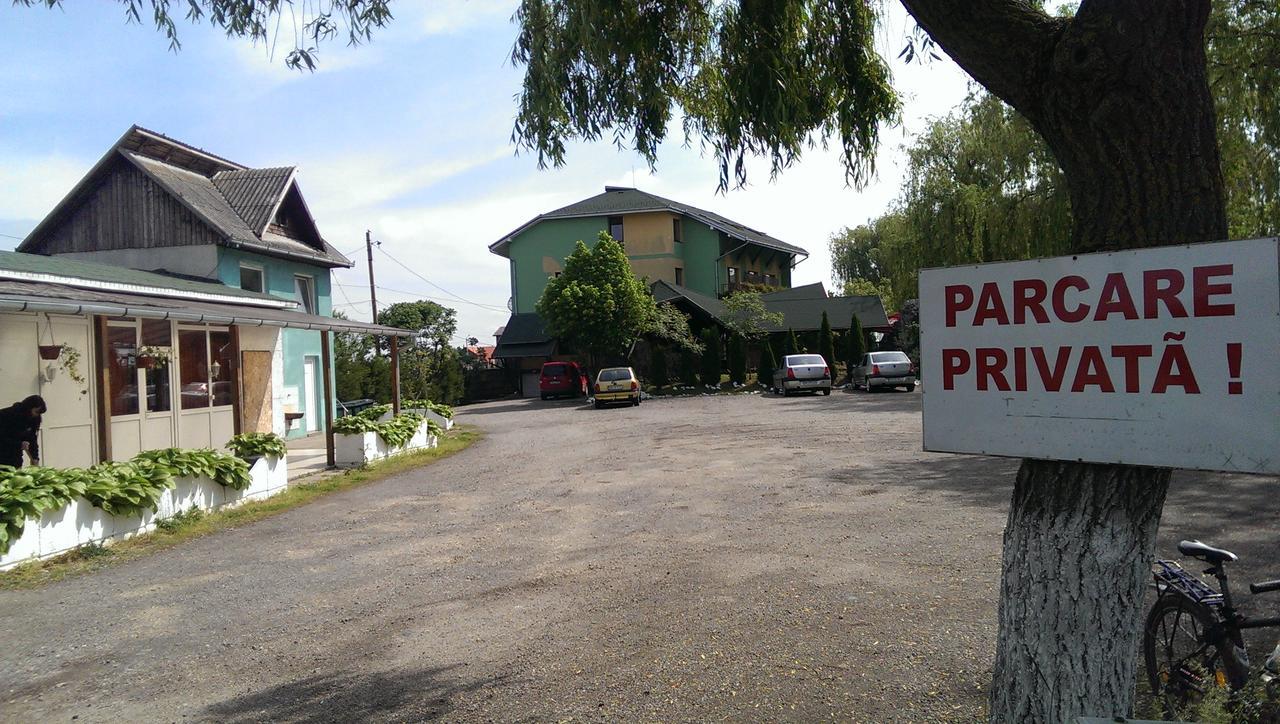 Pensiunea Brigi Satu Mare Luaran gambar